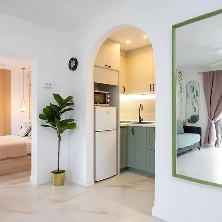 New! Sea View With Aircon In Center Of Americas Διαμέρισμα