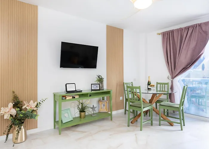 New! Sea View With Aircon In Center Of Americas