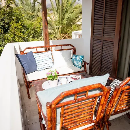 New! Sea View With Aircon In Center Of Americas *